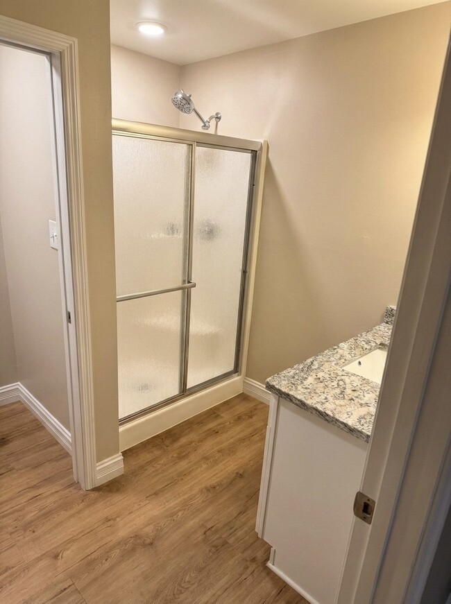 Building Photo - 46 Freymuth Rd