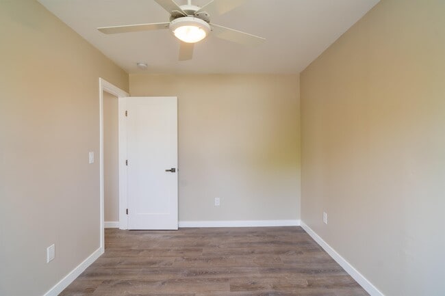 Building Photo - 4929 College Ave