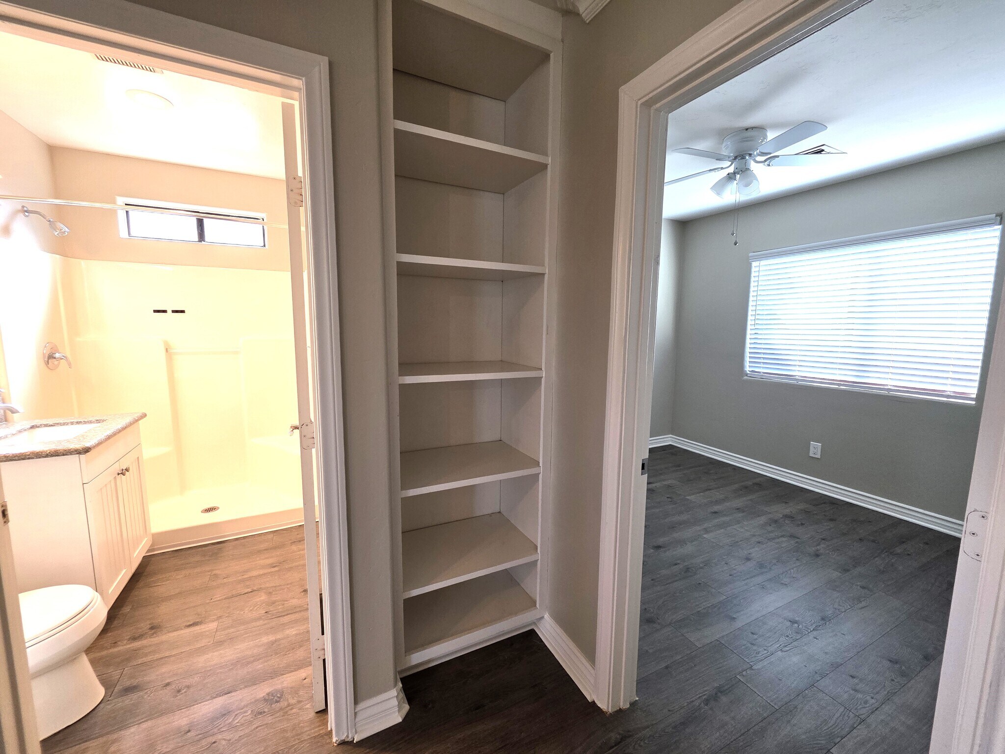 Building Photo - 2404 Morningside St