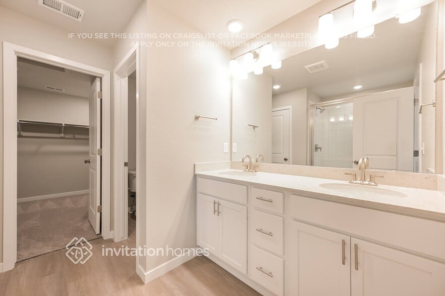 Building Photo - 22835 E 47th Ave