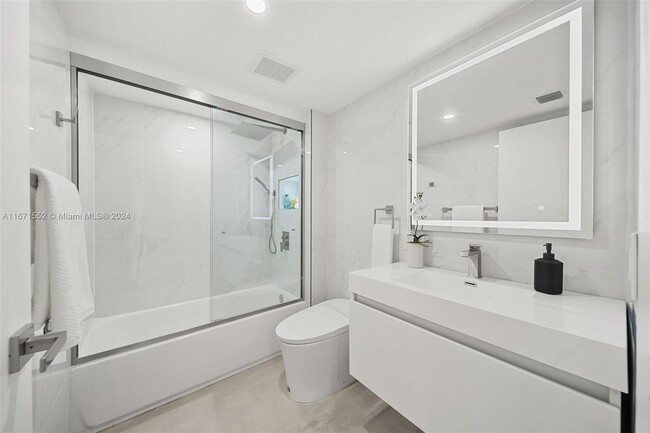 Bathroom - 650 West Ave