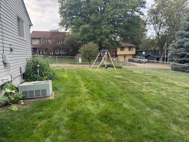 Building Photo - 518 W Sherman St