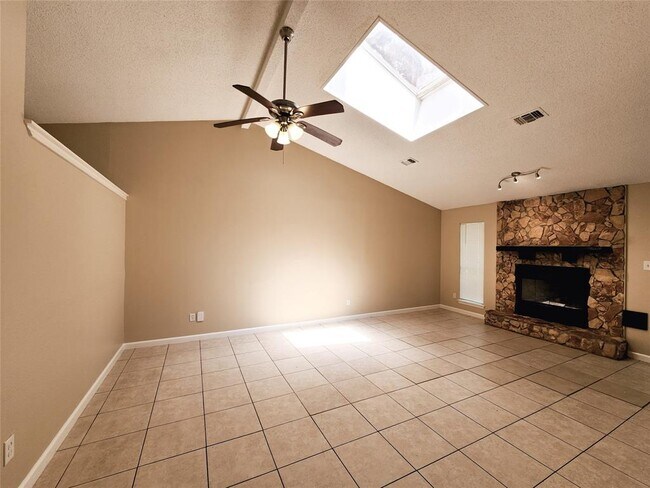 Building Photo - 3207 Glade Springs Dr