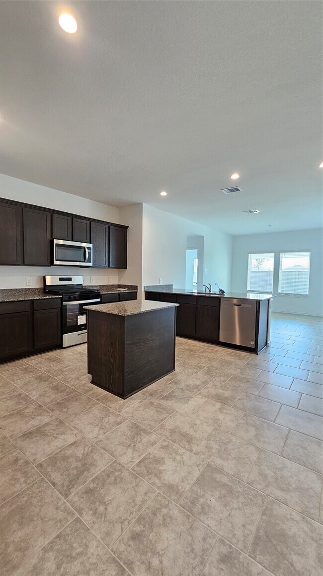 Building Photo - 1106 Appaloosa Ln