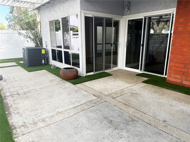 Building Photo - 909 S Lake Summit Dr