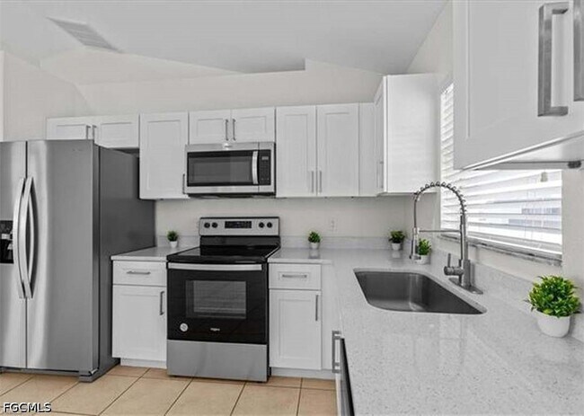 Building Photo - 4303 26th St SW