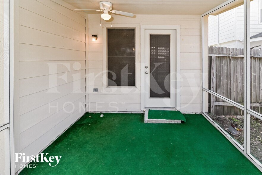 Building Photo - 15114 Blue Creek Ranch Dr