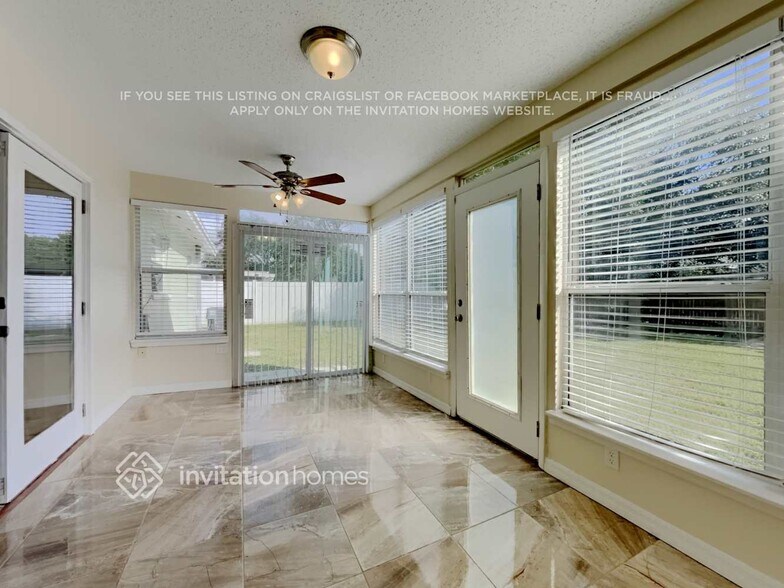 Building Photo - 8380 Jacaranda Ave