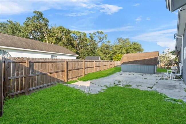 Building Photo - 508 Glade Ct