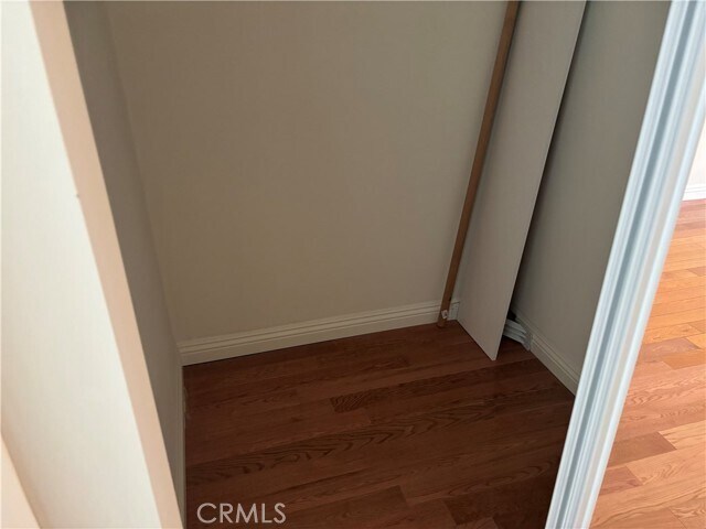 Building Photo - 11246 Lull St