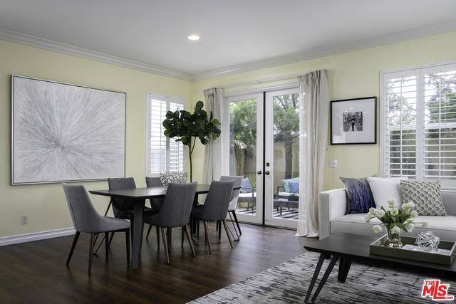 Building Photo - 120 The Village