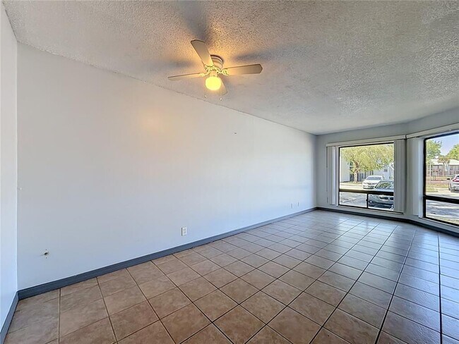 Building Photo - 2636 Lemon Tree Ln