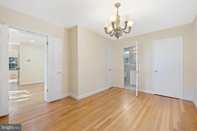 Building Photo - 5601 Wyngate Dr