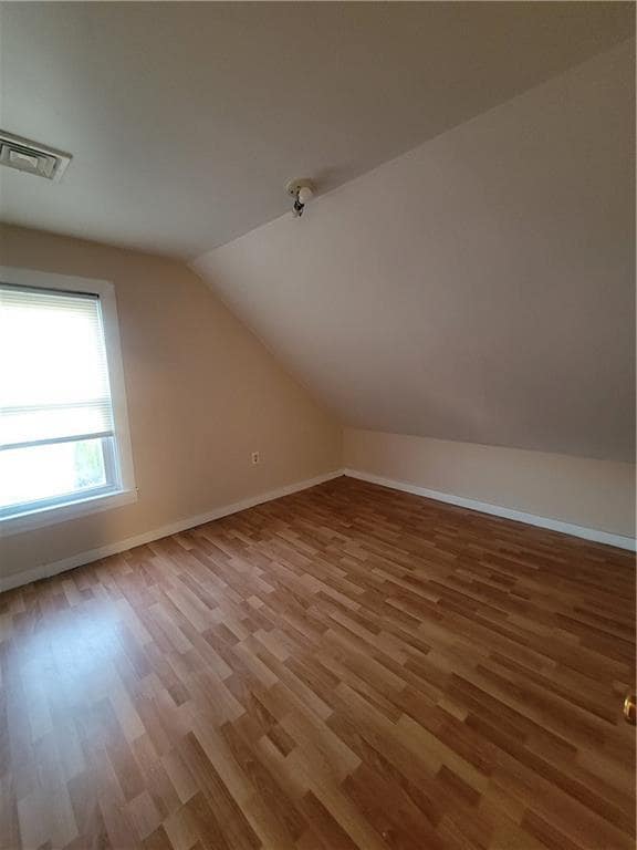 Building Photo - 23 Young St