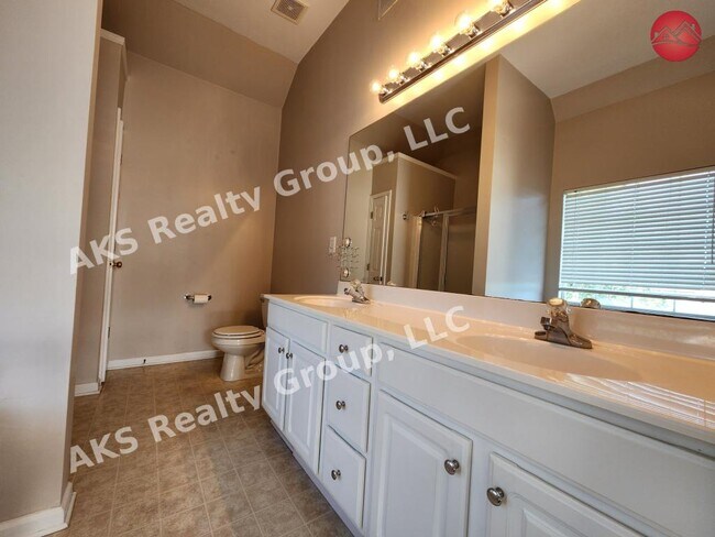 Building Photo - 1108 Colony Trail