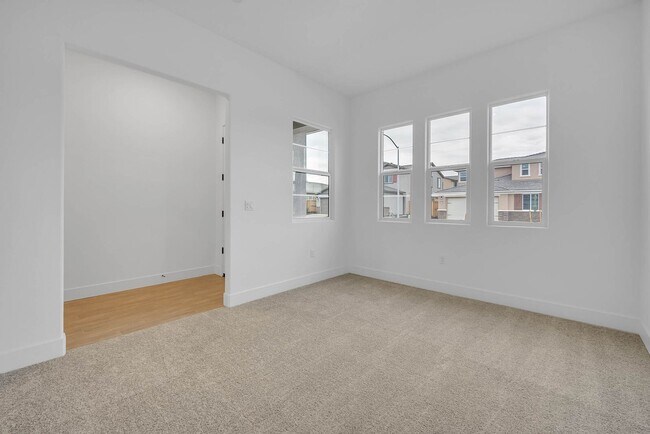 Building Photo - 12705 Parakeet Wy