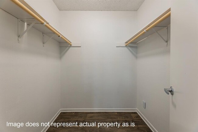 Building Photo - 2018 Place Rebecca Ln