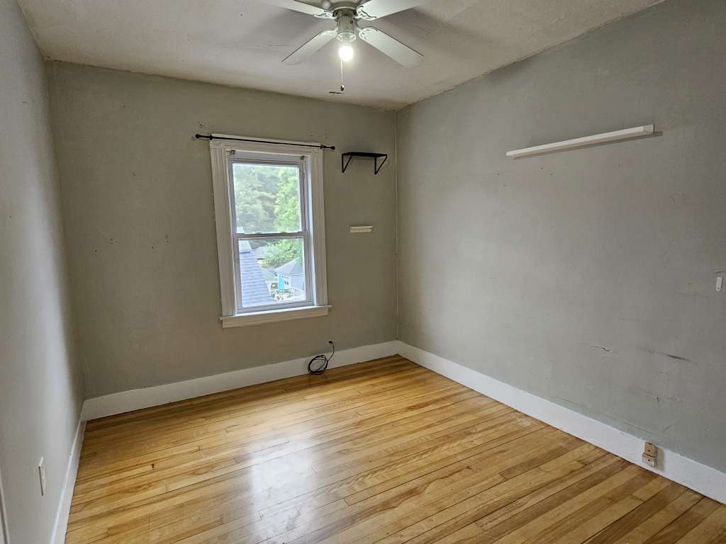 Building Photo - 20 Kosta St