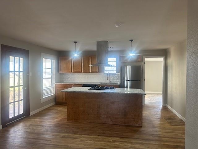 Building Photo - 532 W Hughes St