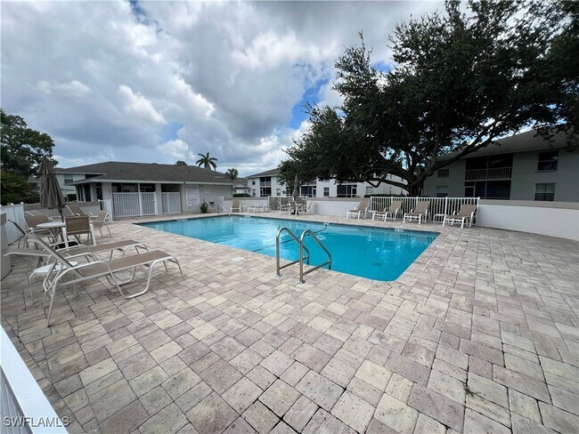 Building Photo - 1357 Churchill Cir
