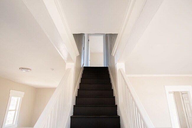 Building Photo - 2141 Philadelphia Dr