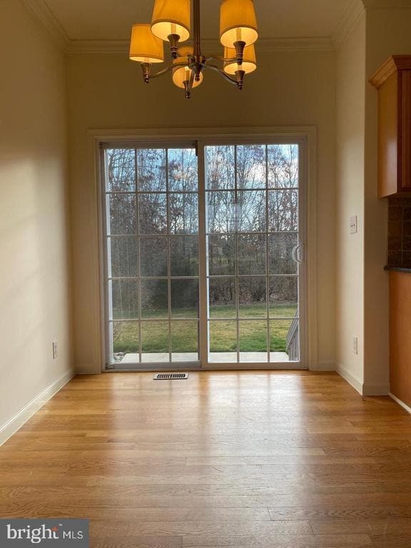 Building Photo - 2101 Venezia Ave