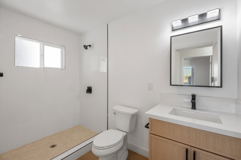 Building Photo - 3724 Acacia St