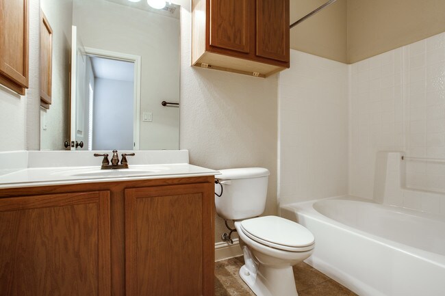 Building Photo - 3125 Waits Ave