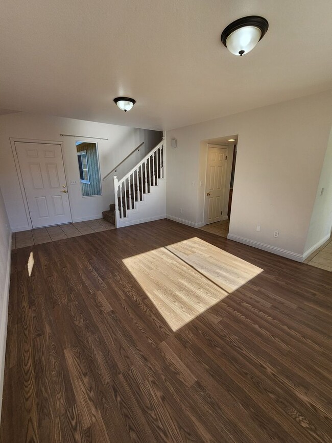 Building Photo - Bright Two-Story 3BR Home Near the Beach with Private Yard