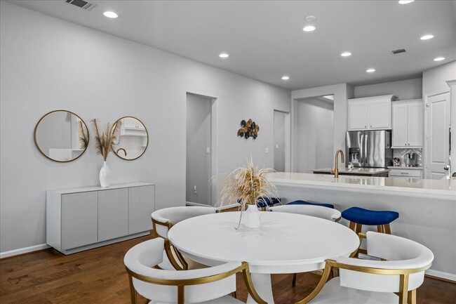 Building Photo - 861 Blue Oak Blvd