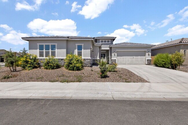 Primary Photo - 5116 N 185th Ave