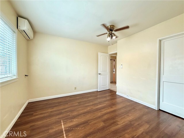 Building Photo - 3159 Del Mar Ave