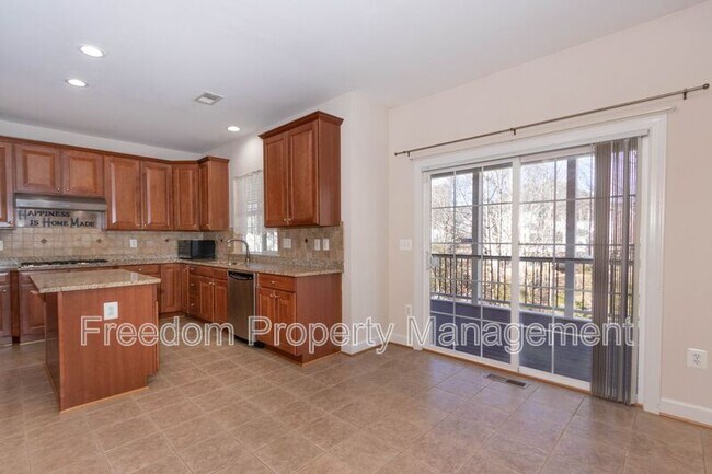 Building Photo - 10774 Monocacy Way
