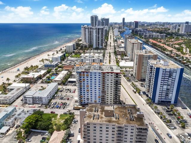 Building Photo - 1501 S Ocean Dr