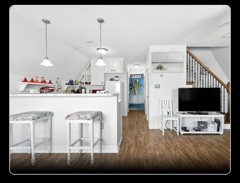 Building Photo - 222 Sandpebble Pl