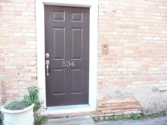 Primary Photo - 534 Lafayette Alley