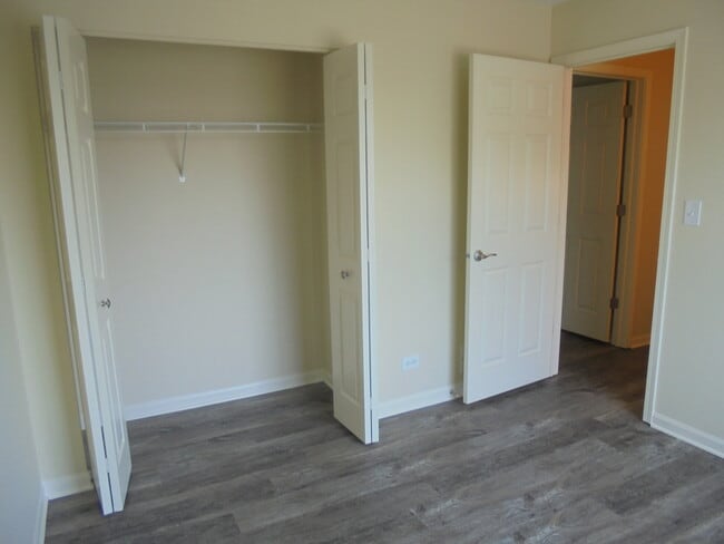 Building Photo - 3110 Ronan Dr