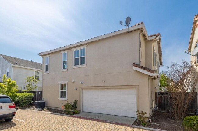 Building Photo - 1642 Welford Cir