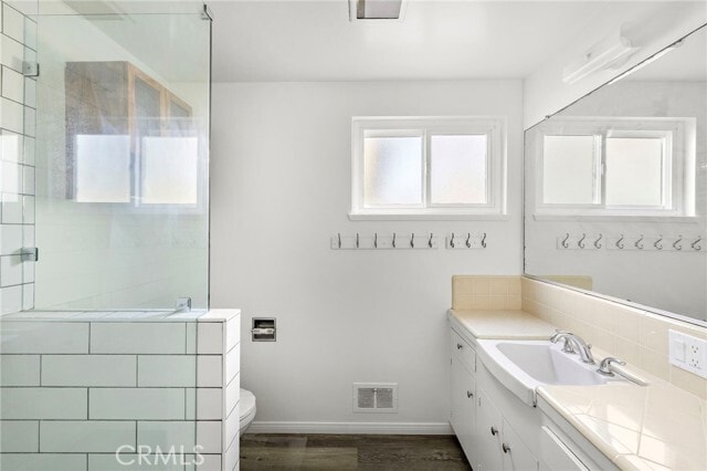 Building Photo - 291 Cypress Dr