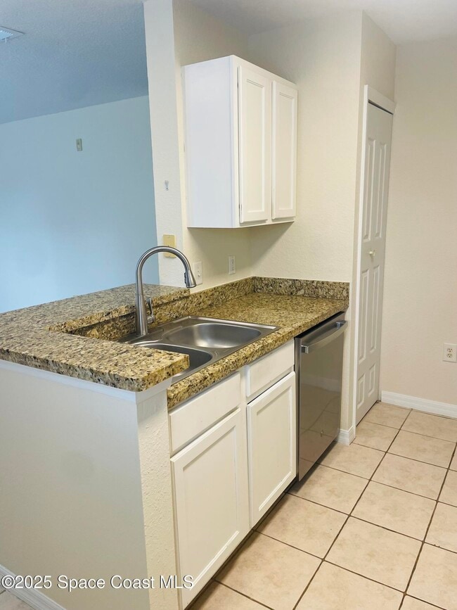 Building Photo - 3501 D'Avinci Way