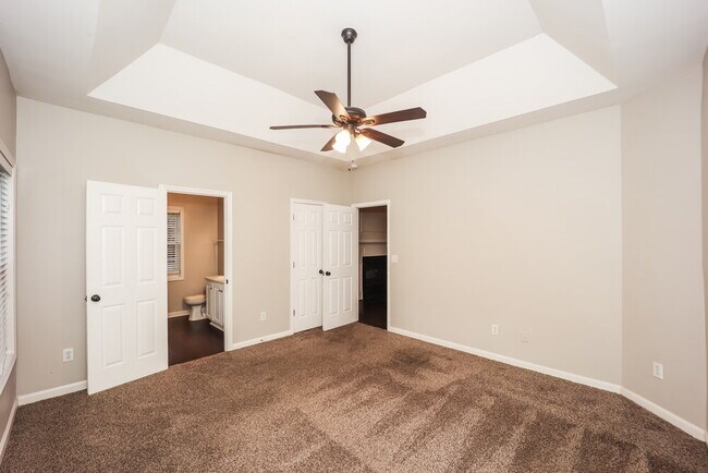 Building Photo - 1820 Towne Park Dr