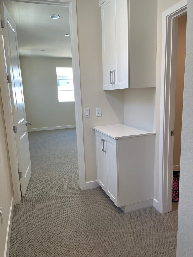 Building Photo - 11881 Terra Vista Way