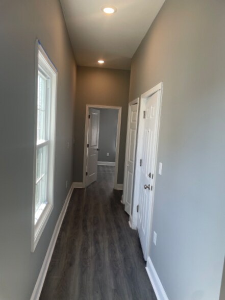 Building Photo - 612 Chestnut Hill Ave