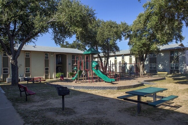 Building Photo - 300 E Mann Rd