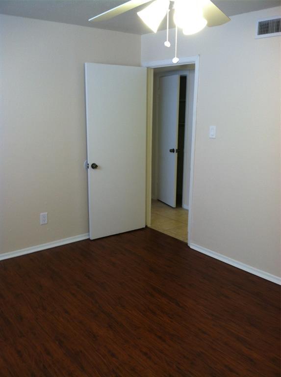 Building Photo - 1275 Witte Rd