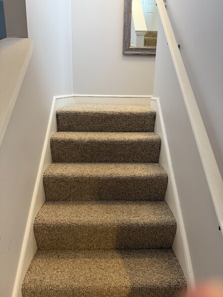 Building Photo - 46 Brewster Cir