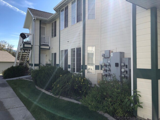 Building Photo - 1 Bedroom 1 Bathroom Condo