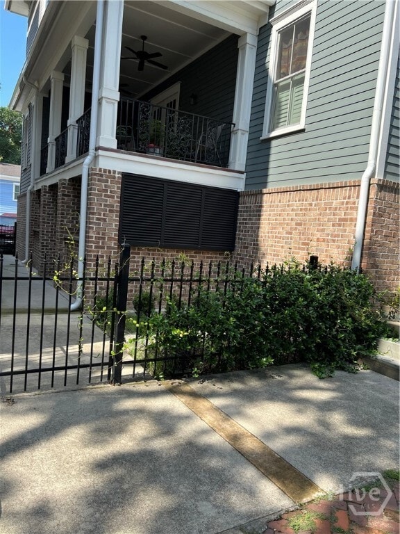 Building Photo - 215 E Gwinnett St