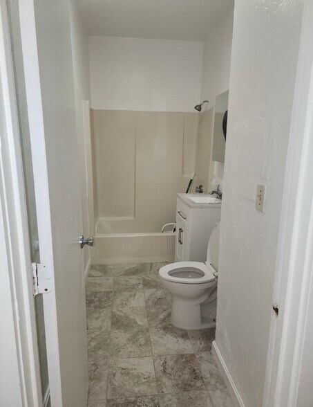 Primary Photo - 52 Deering Rd