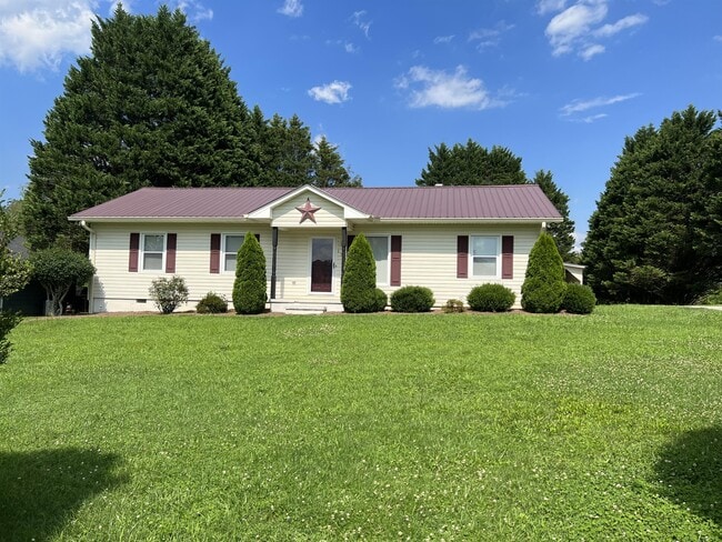 Primary Photo - 156 Bumgarner Ln